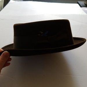 Brown hat